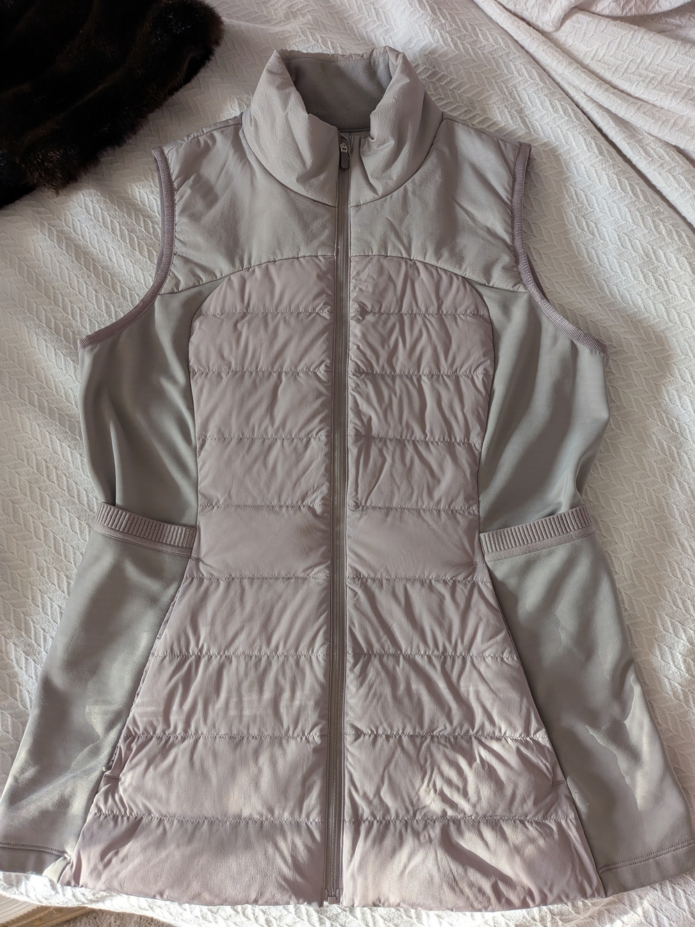 lululemon athletica 10 Down Light Gray Purple Quilted Performance Vest Puffer